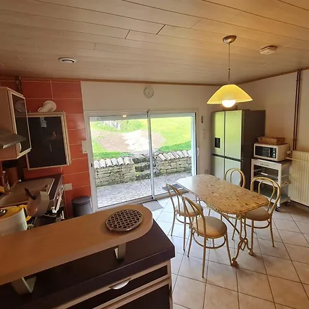 Gite Calme Avec Jardin Privatif, Wifi, Parking, A 7 Km De Toul Et 30 Km De Nancy - Fr-1-584-97 Casa de Férias *