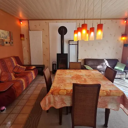 Gite Calme Avec Jardin Privatif, Wifi, Parking, A 7 Km De Toul Et 30 Km De Nancy - Fr-1-584-97 Casa de Férias Mont-le-Vignoble